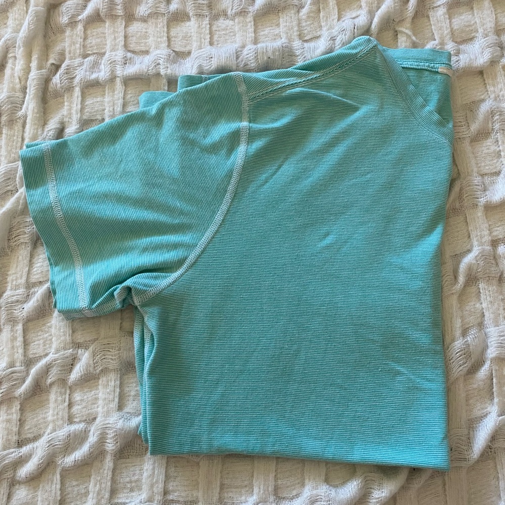 Lululemon Workout shirt